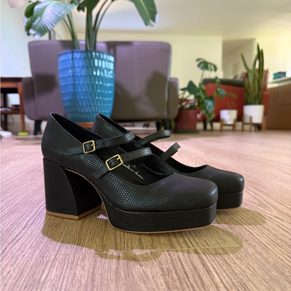 Charlotte Stone Bizzy Heels in Black